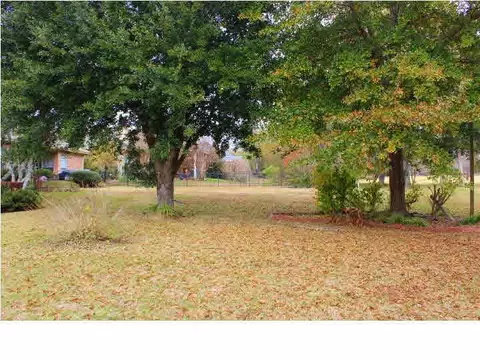 809 W Deerfield, Canton, MS 39046 photo 50