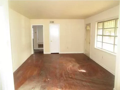 5140 Andover Dr, Jackson, MS 39209 photo 2