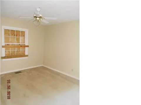 156 Lea Cir, Jackson, MS 39204 photo 4