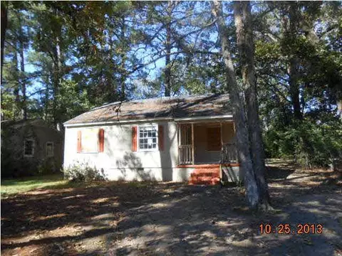 156 Lea Cir, Jackson, MS 39204 photo 1