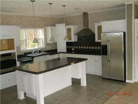 323 Snyder Ln, Brookhaven, MS 39601 photo 2