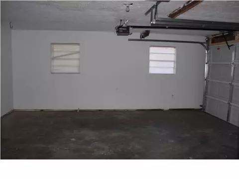 245 Southbrook Dr, Jackson, MS 39211 photo 38