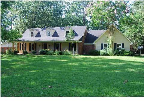 105 Snyder Dr, Brandon, MS 39042 photo 1