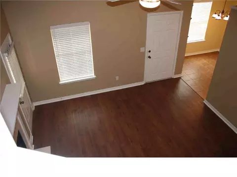 555 Mockingbird Cir, Brandon, MS 39047 photo 4