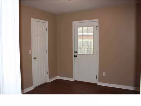 555 Mockingbird Cir, Brandon, MS 39047 photo 5