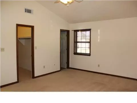 27 N Town Rd #B, Jackson, MS 39211 photo 17
