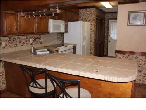 27 N Town Rd #B, Jackson, MS 39211 photo 11