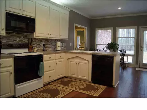 634 Cliffview Dr, Brandon, MS 39047 photo 7