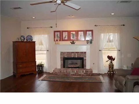 634 Cliffview Dr, Brandon, MS 39047 photo 5