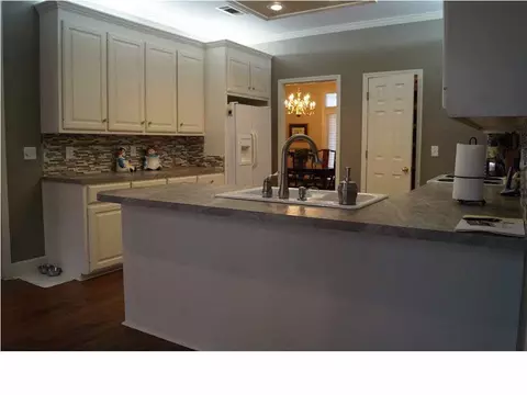 634 Cliffview Dr, Brandon, MS 39047 photo 9