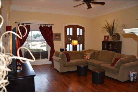 411 Julee Cir, Brandon, MS 39042 photo 2
