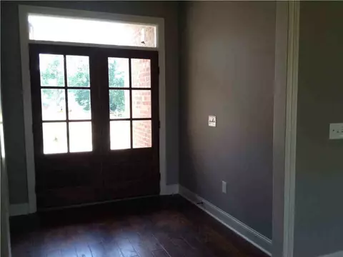 135 Marion Dr, Clinton, MS 39056 photo 2