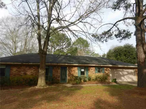 323 Red Oak Dr, Jackson, MS 39212 photo 1