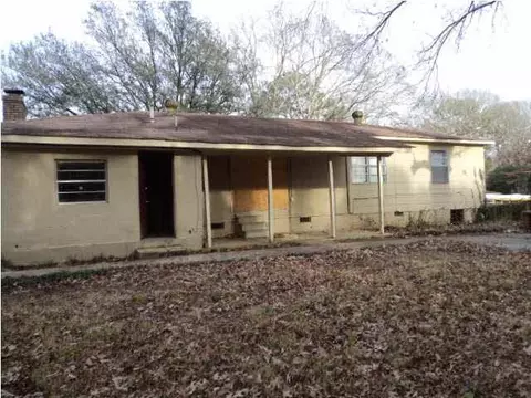 3005 Woodview Dr, Jackson, MS 39212 photo 4