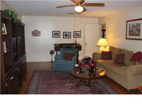 1049 Auburn Ave, Jackson, MS 39211 photo 9