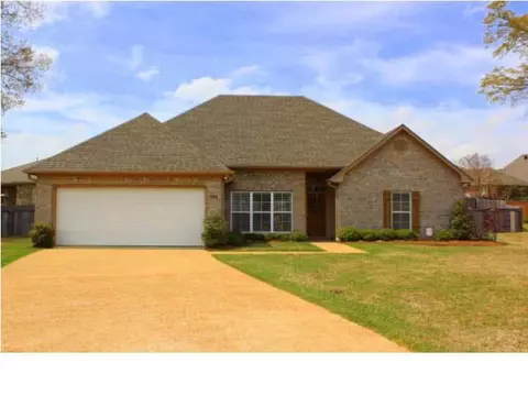 101 Nottoway, Clinton, MS 39056 photo 2