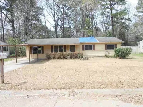 2879 Charleston Dr, Jackson, MS 39212 photo 1