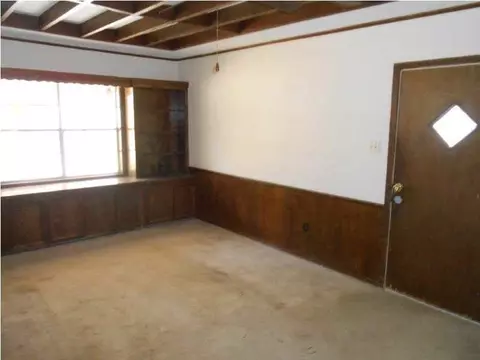 2879 Charleston Dr, Jackson, MS 39212 photo 2