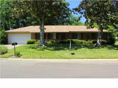 3472 Dawn Dr, Pearl, MS 39208 photo 1
