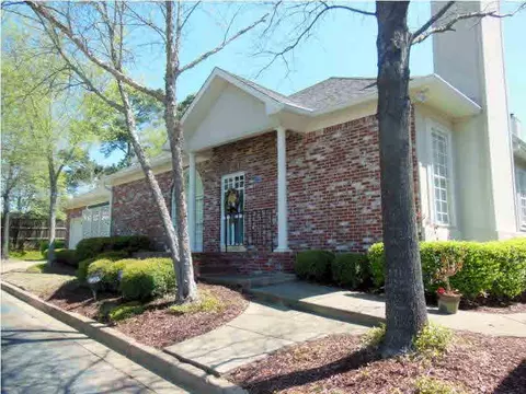 905 Bayridge Dr, Jackson, MS 39211 photo 4