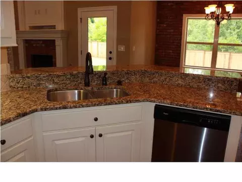 111 Elizabeth Dr, Brandon, MS 39042 photo 14