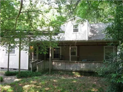 4325 Henderson Cir, Jackson, MS 39206 photo 3