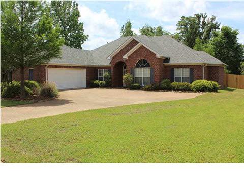 607 Cabernet Dr, Clinton, MS 39056 photo 2