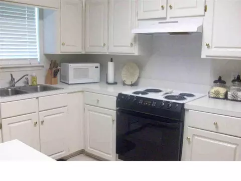703 Pebble Cv, Byram, MS 39272 photo 10