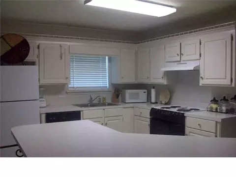 703 Pebble Cv, Byram, MS 39272 photo 9
