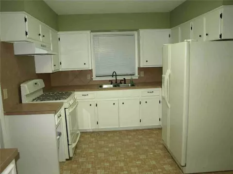 211 Mt Salus Dr, Clinton, MS 39056 photo 3