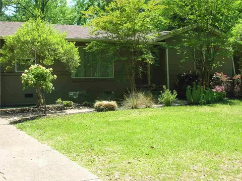1429 Wilhurst St, Jackson, MS 39211 photo 2