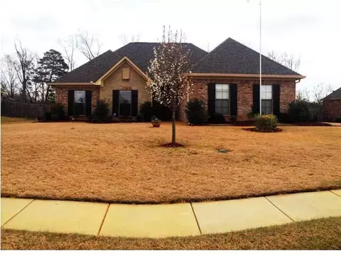 425 Rolling Hills Cir, Brandon, MS 39042 photo 1