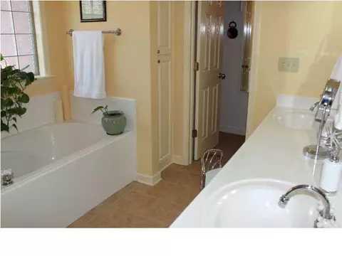 110 Sara Fox Dr, Brandon, MS 39047 photo 34