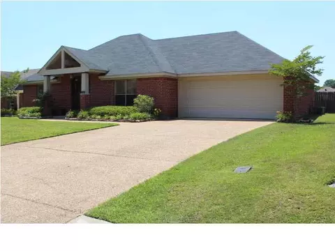110 Sara Fox Dr, Brandon, MS 39047 photo 2