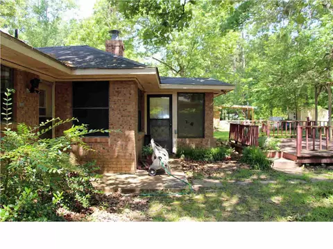 212 Swallow Dr, Brandon, MS 39047 photo 2