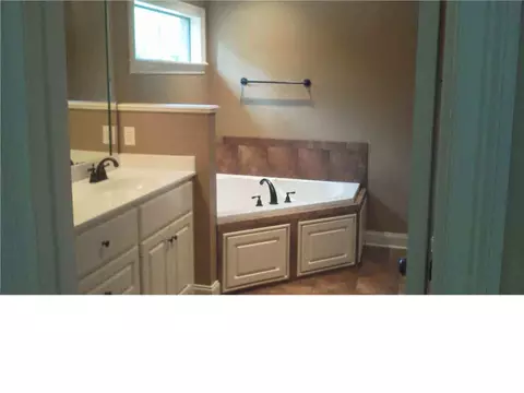 102 Rockbridge Xing, Clinton, MS 39056 photo 6