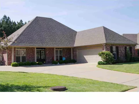 116 Addison Way, Canton, MS 39046 photo 2