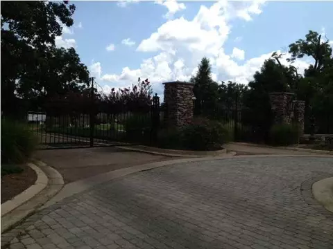 104 Elizabeth Dr, Brandon, MS 39042 photo 2