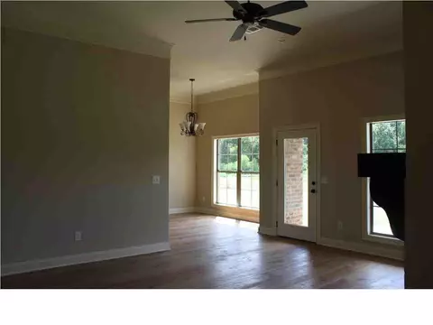 354 Towne St, Brandon, MS 39042 photo 3