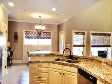 164 Eastside Dr, Brandon, MS 39047 photo 13