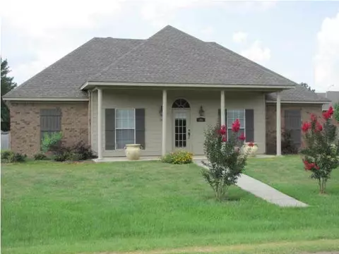 101 Arrow Dr, Clinton, MS 39056 photo 1