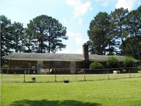 132 Long Dr, Florence, MS 39073 photo 4