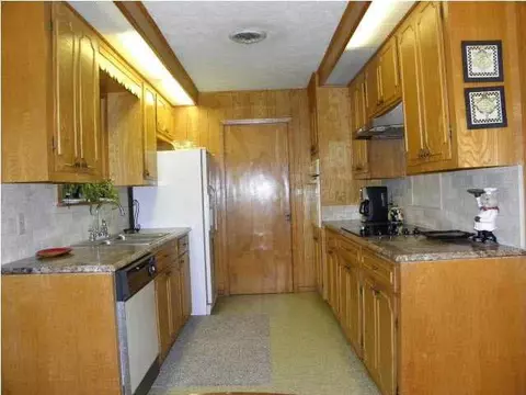 132 Long Dr, Florence, MS 39073 photo 7