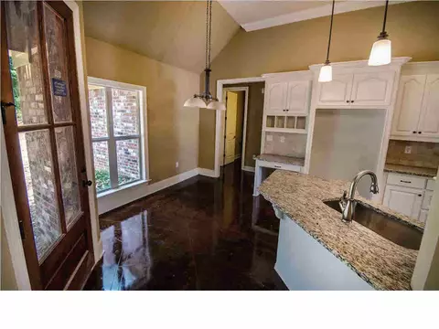 137 Glen Arbor Ct, Brandon, MS 39042 photo 9