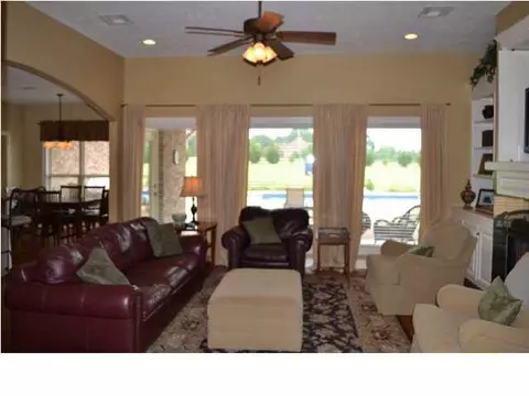 145 Munich Dr, Madison, MS 39110 photo 9