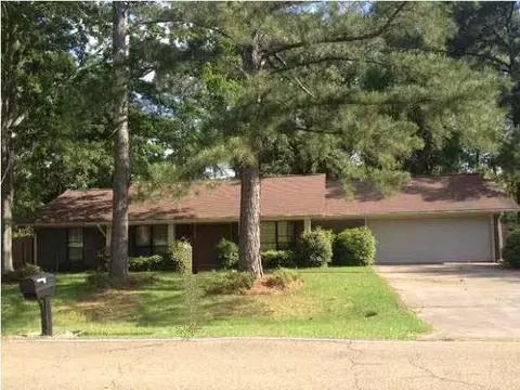76 Crossgates Dr, Brandon, MS 39042 photo 1