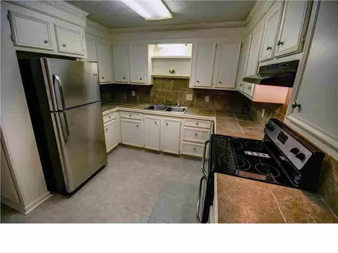 121 Riverbend Dr, Byram, MS 39272 photo 10