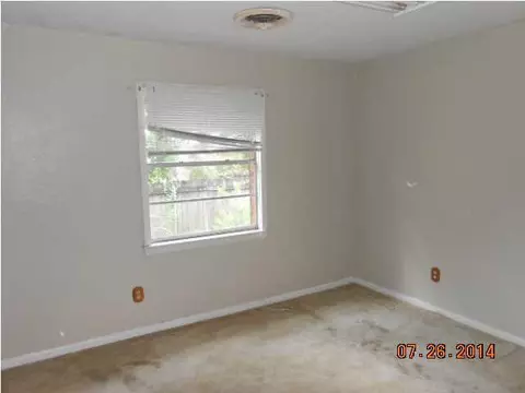 207 Westview Dr, Mccomb, MS 39648 photo 4