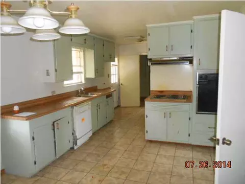 207 Westview Dr, Mccomb, MS 39648 photo 7