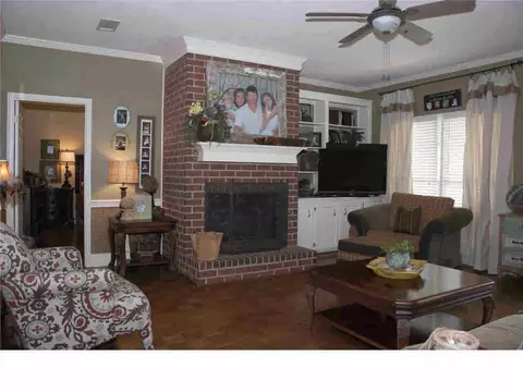 419 Olympic Dr, Flowood, MS 39232 photo 2